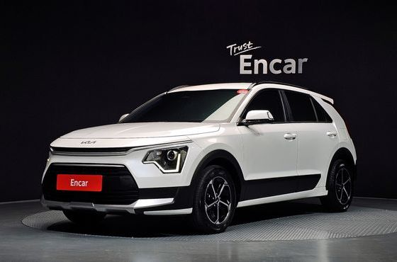 Kia Niro Trendy — пробег 11 074 км — фото 1 из 5