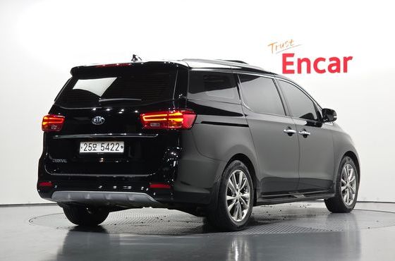Kia Carnival Gasoline 9-Seater Noblesse Special — пробег 59 476 км — фото 2 из 5