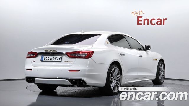 Maserati Quattroporte 3.0 V6 Granlusso — пробег 83 033 км — фото 2 из 5