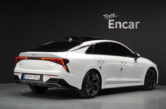 Kia K5 Signature — пробег 6 448 км — фото 2 из 5