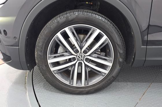 Volkswagen Tiguan 2.0 TSI Prestige — пробег 10 597 км — фото 5 из 5