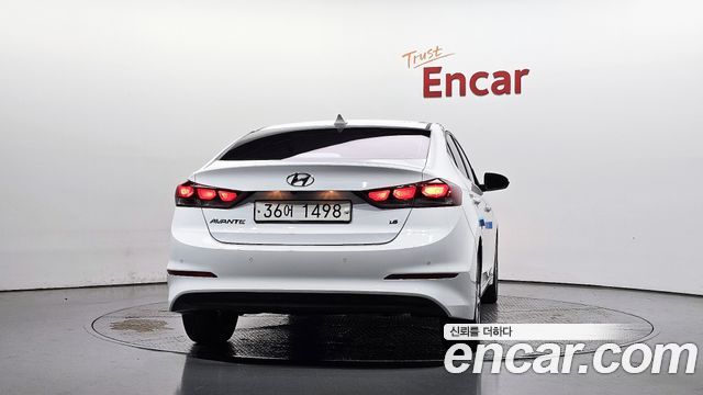 Hyundai AVANTE из Кореи Encar