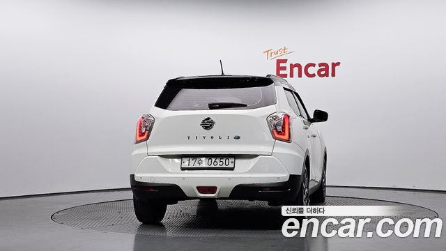 Ssangyong TIBOLI из Кореи Encar