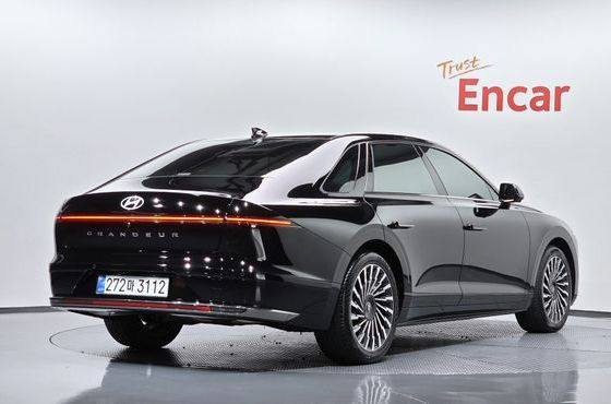 Hyundai Grandeur Calligraphy — пробег 3 649 км — фото 2 из 5