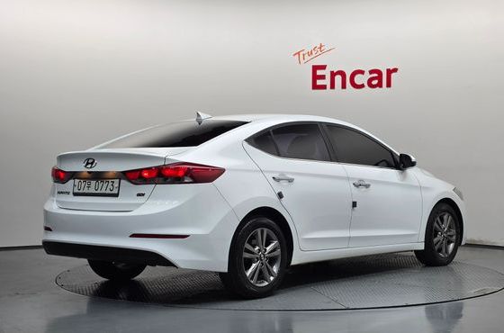 Hyundai AVANTE 1.6 GDI Modern — пробег 92 913 км — фото 2 из 5