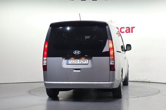 Hyundai Staria L3.5 Tourer 11-Seater Modern — пробег 15 903 км — фото 4 из 5