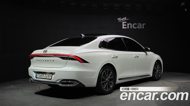 Hyundai Grandeur из Кореи Encar