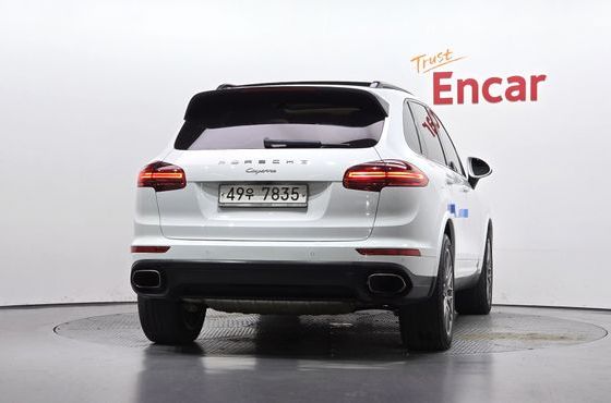 Porsche Cayenne 3.6 Platium Edition 958 — пробег 137 910 км — фото 4 из 5