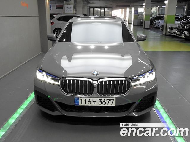 BMW 5-Series 530e M Sport — пробег 98 861 км — фото 1 из 5