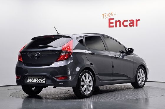 Hyundai Accent Diesel WIT 1.6 VGT Premier — пробег 184 202 км — фото 2 из 5