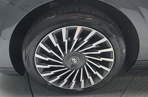 Hyundai Grandeur Calligraphy — пробег 34 761 км — фото 5 из 5