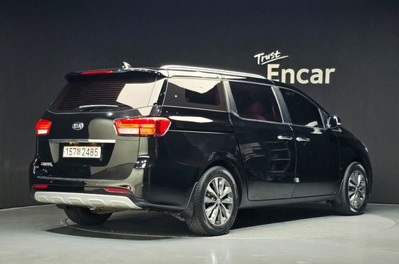 Kia Carnival 9-seater Luxury — пробег 132 086 км — фото 2 из 5