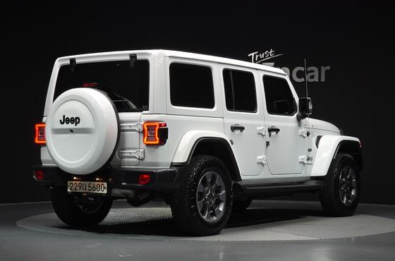 Jeep Wrangler 2.0 Overland 4Door — пробег 70 434 км — фото 2 из 5