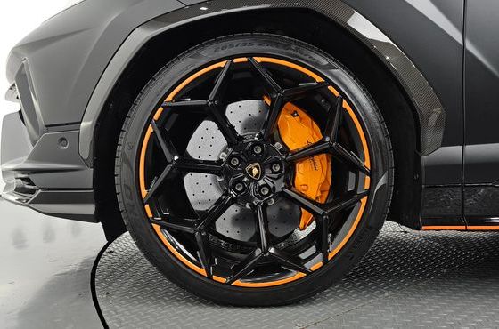 Lamborghini Urus 4.0 V8 Performante — пробег 16 017 км — фото 5 из 5