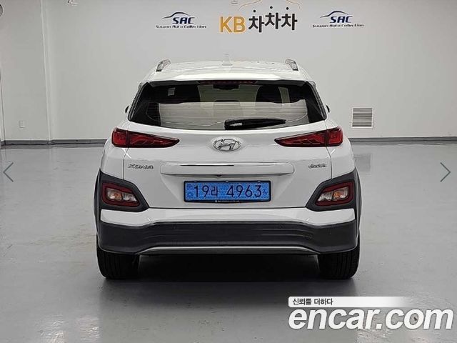 Hyundai Kona из Кореи Encar