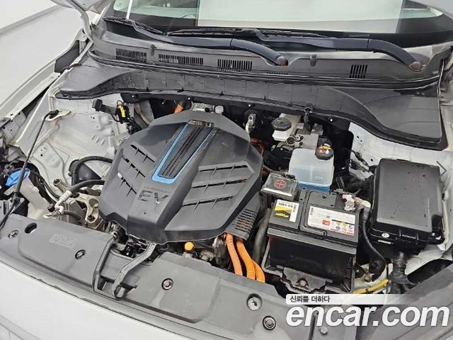 Hyundai Kona из Кореи Encar