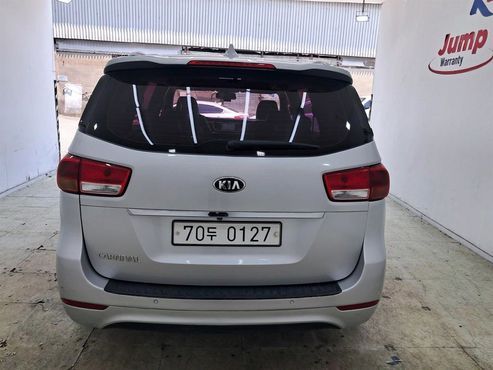 Kia Carnival 11-seater Luxury — пробег 177 991 км — фото 3 из 5