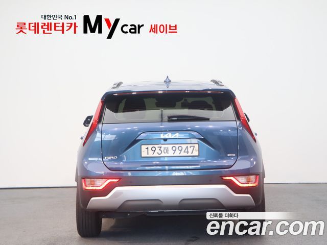 Kia Niro Prestige — пробег 121 765 км — фото 4 из 5