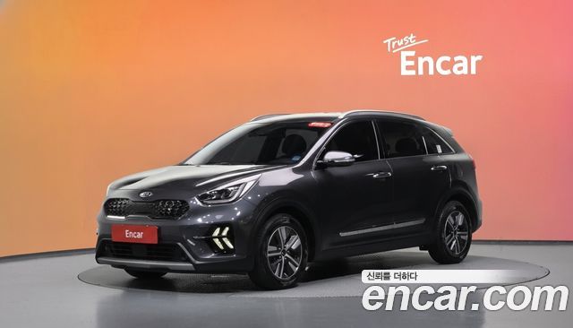 Kia Niro 1.6 HEV Noblesse Special — пробег 90 047 км — фото 1 из 5