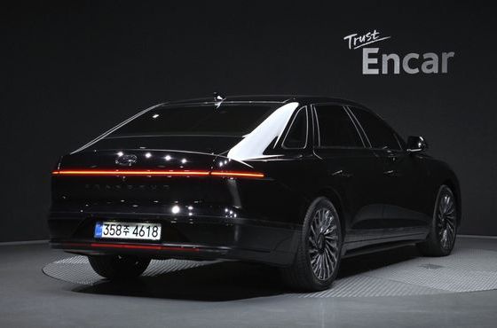 Hyundai Grandeur Honors — пробег 11 779 км — фото 2 из 5
