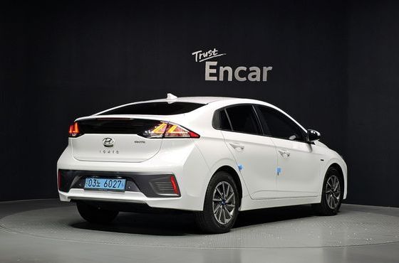 Hyundai Ioniq N — пробег 131 465 км — фото 2 из 5