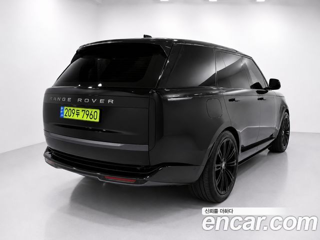 Land Rover Range Rover P530 Autobiography Long Wheel Base — пробег 12 000 км — фото 2 из 5