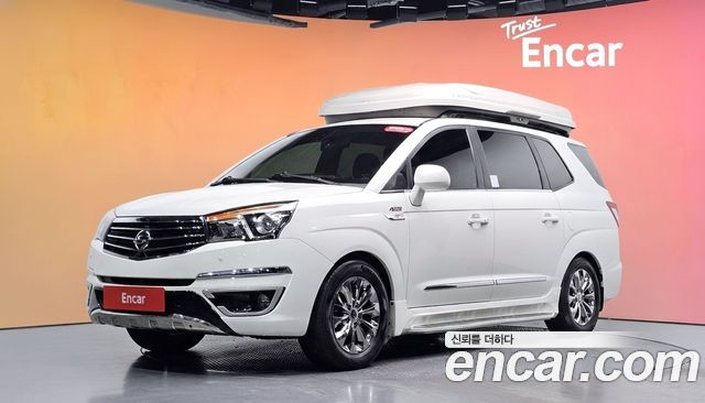 Ssangyong KORANDO 4WD TX 9-seater — пробег 147 668 км — фото 1 из 5