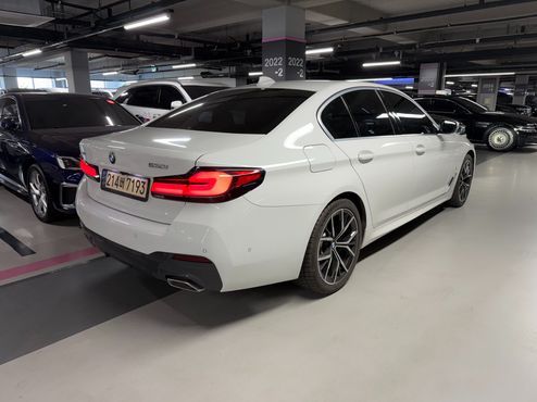 BMW 5-Series 530i xDrive M Sport Package — пробег 125 976 км — фото 2 из 5