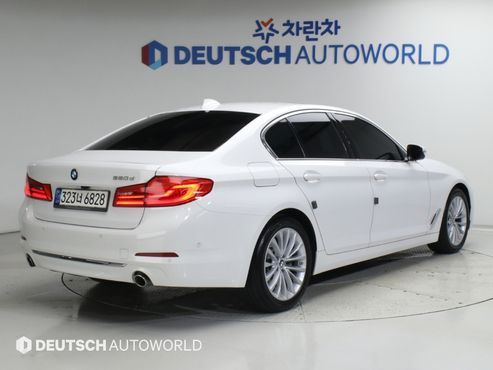 BMW 5-Series 520d Luxury Plus — пробег 140 557 км — фото 2 из 5