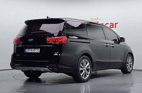 Kia Carnival 9-Seater Noblesse — пробег 92 477 км — фото 2 из 5