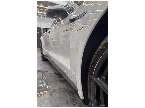 Porsche Taycan Base — пробег 23 000 км — фото 5 из 5