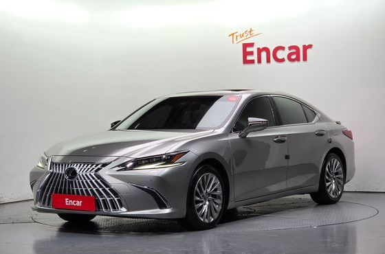 Lexus ES Executive — пробег 129 231 км — фото 1 из 5