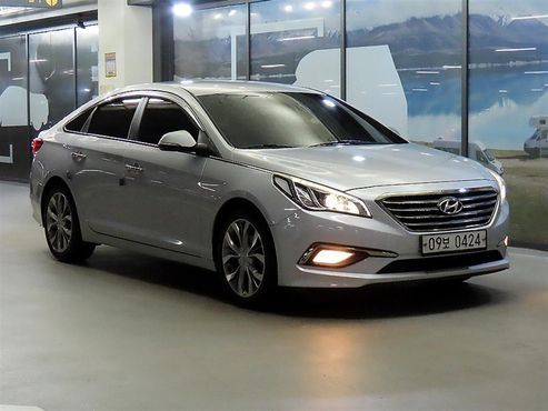 Hyundai Sonata 2.0 Premium — пробег 136 693 км — фото 1 из 5