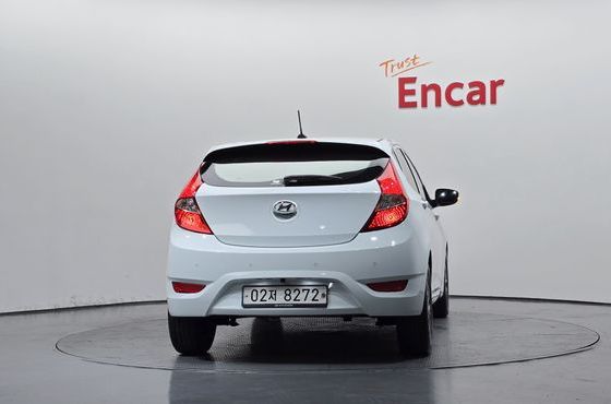 Hyundai Accent Diesel WIT 1.6 VGT Premium — пробег 187 973 км — фото 4 из 5