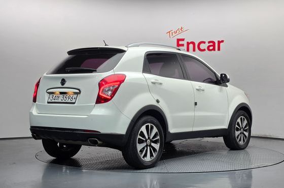 Ssangyong KORANDO 2.0 CVT 2WD Deluxe — пробег 120 170 км — фото 2 из 5