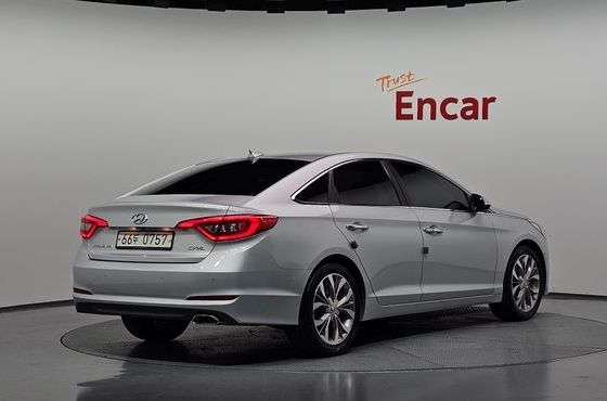Hyundai Sonata 2.0 Premium Special — пробег 109 905 км — фото 2 из 5