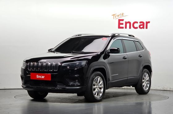 Jeep Cherokee 2.4 Longitude High AWD — пробег 67 377 км — фото 1 из 5
