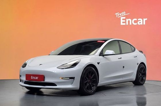 Tesla Model 3 Long Range AWD — пробег 85 429 км — фото 1 из 5