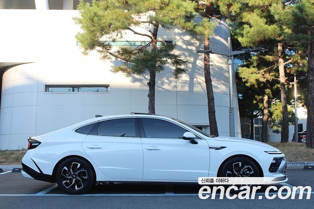 Hyundai Sonata 2.0 Exclusive — пробег 28 219 км — фото 3 из 5