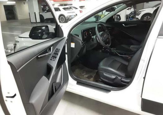 Kia Niro Trendy — пробег 213 639 км — фото 4 из 5
