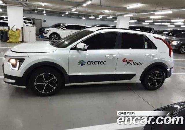 Kia Niro Trendy — пробег 213 639 км — фото 5 из 5