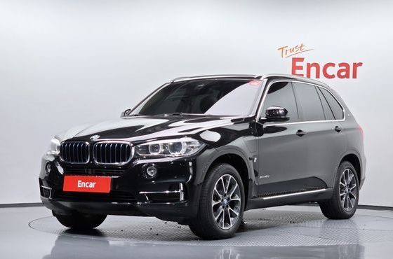 BMW X5 xDrive 40e iPerformance — пробег 116 166 км — фото 1 из 5
