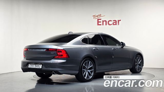Volvo S90 из Кореи Encar