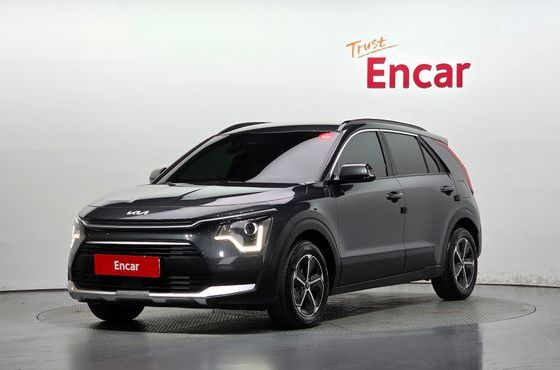 Kia Niro Prestige — пробег 34 382 км — фото 1 из 5