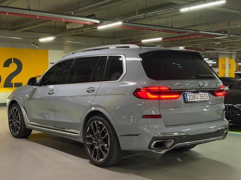 BMW X7 xDrive 40d M Sport 6STR — пробег 28 500 км — фото 3 из 5