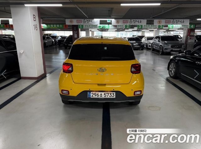 Hyundai Venue 1.6 Smart — пробег 143 678 км — фото 3 из 5