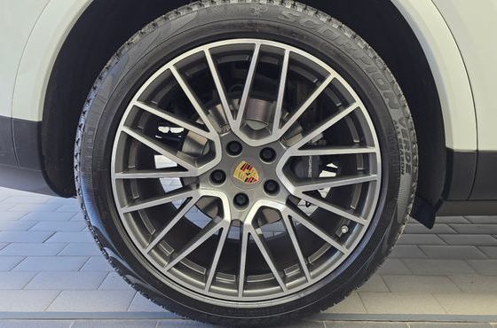 Porsche Cayenne 3.0 — пробег 72 722 км — фото 5 из 5