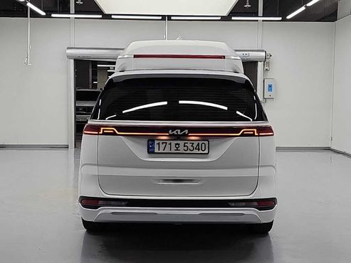 Kia Carnival Gasoline 4-Seater Hi-Limousine Signature — пробег 80 122 км — фото 3 из 5
