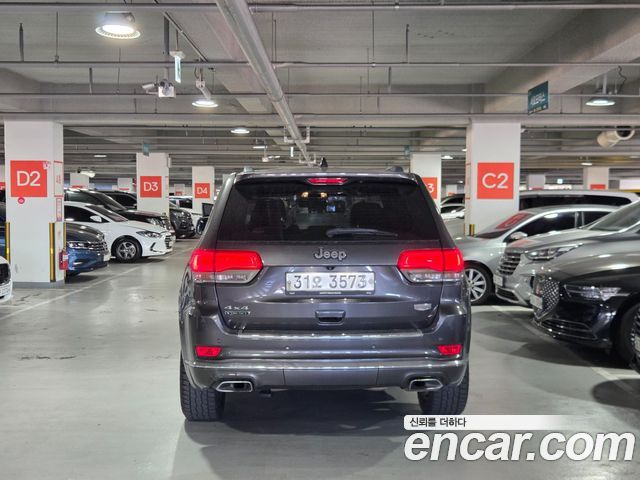 Jeep Cherokee 3.0 Diesel Overland Summit WK2 — пробег 282 546 км — фото 4 из 5