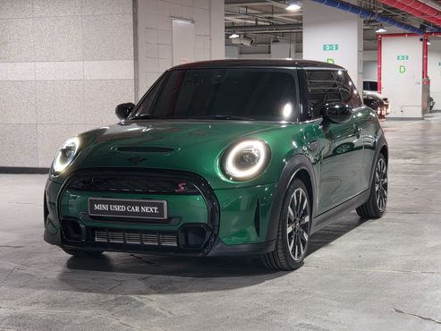 Mini Cooper Classic Launch Pack Third Generation — пробег 20 704 км — фото 1 из 5